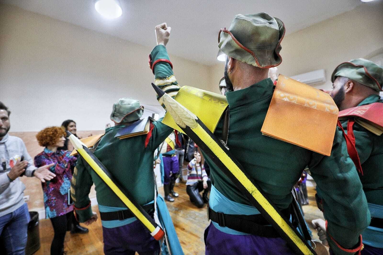 La comparsa 'Ahora o nunca' en camerinos.