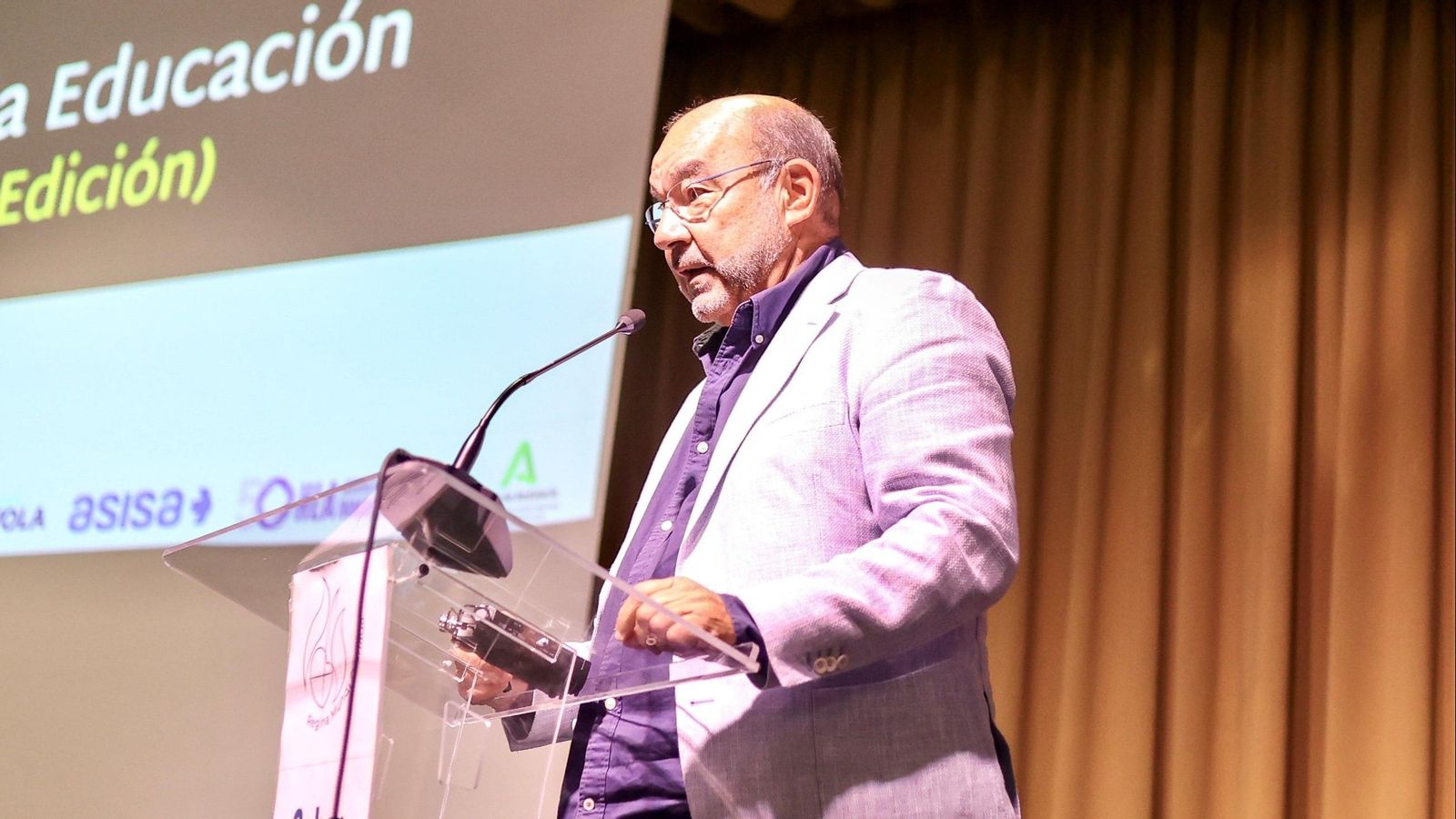 Ángel Expósito en los Premios Granada por la Educación 2025 Ángel Expósito en los Premios Granada por la Educación 2025