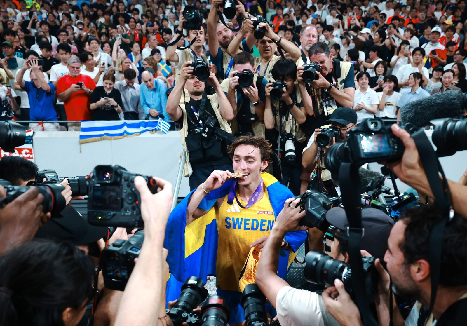 Las fotos del récord mundial de Duplantis y del resto de la jornada