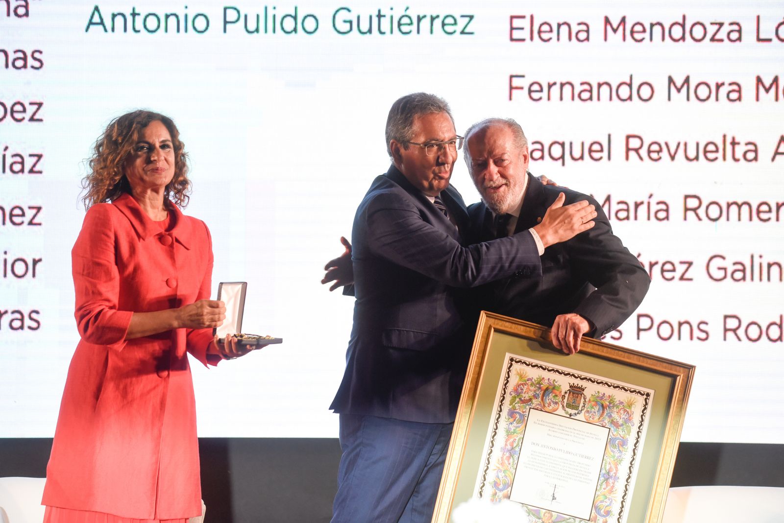 La entrega de las Medallas de la Provincia de Sevilla, en imágenes