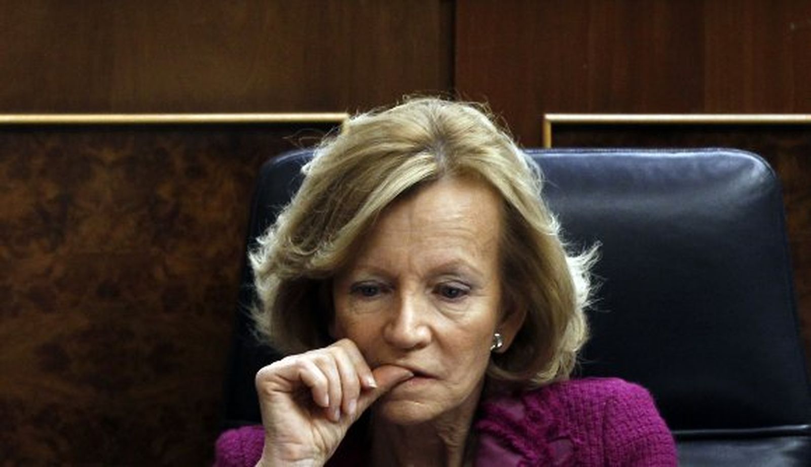 Salgado dice que Moody's "exagera" y que la banca española es de las más solventes de Europa