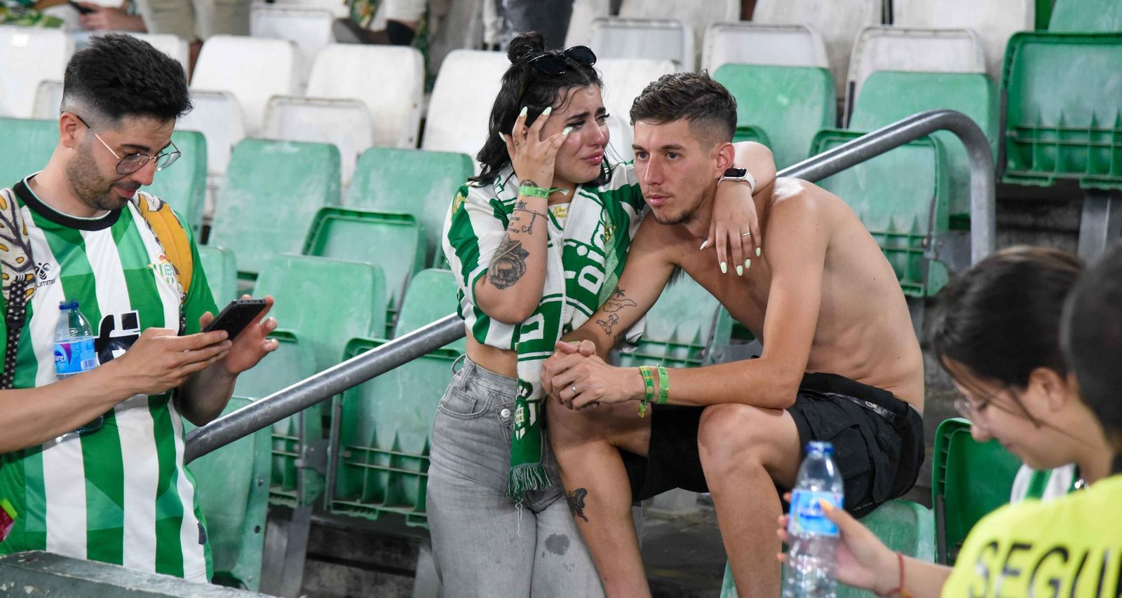 Decepción en el Estadio Benito Villamarín