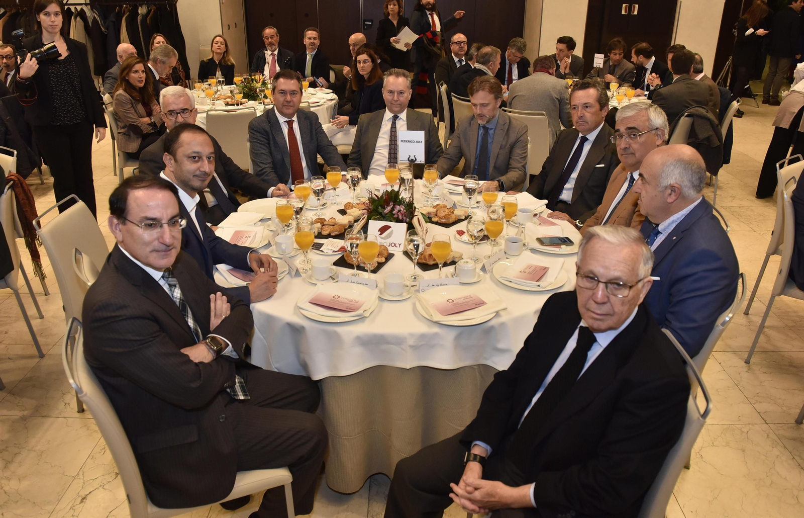 Las imágenes del Foro Joly con José Fiscal