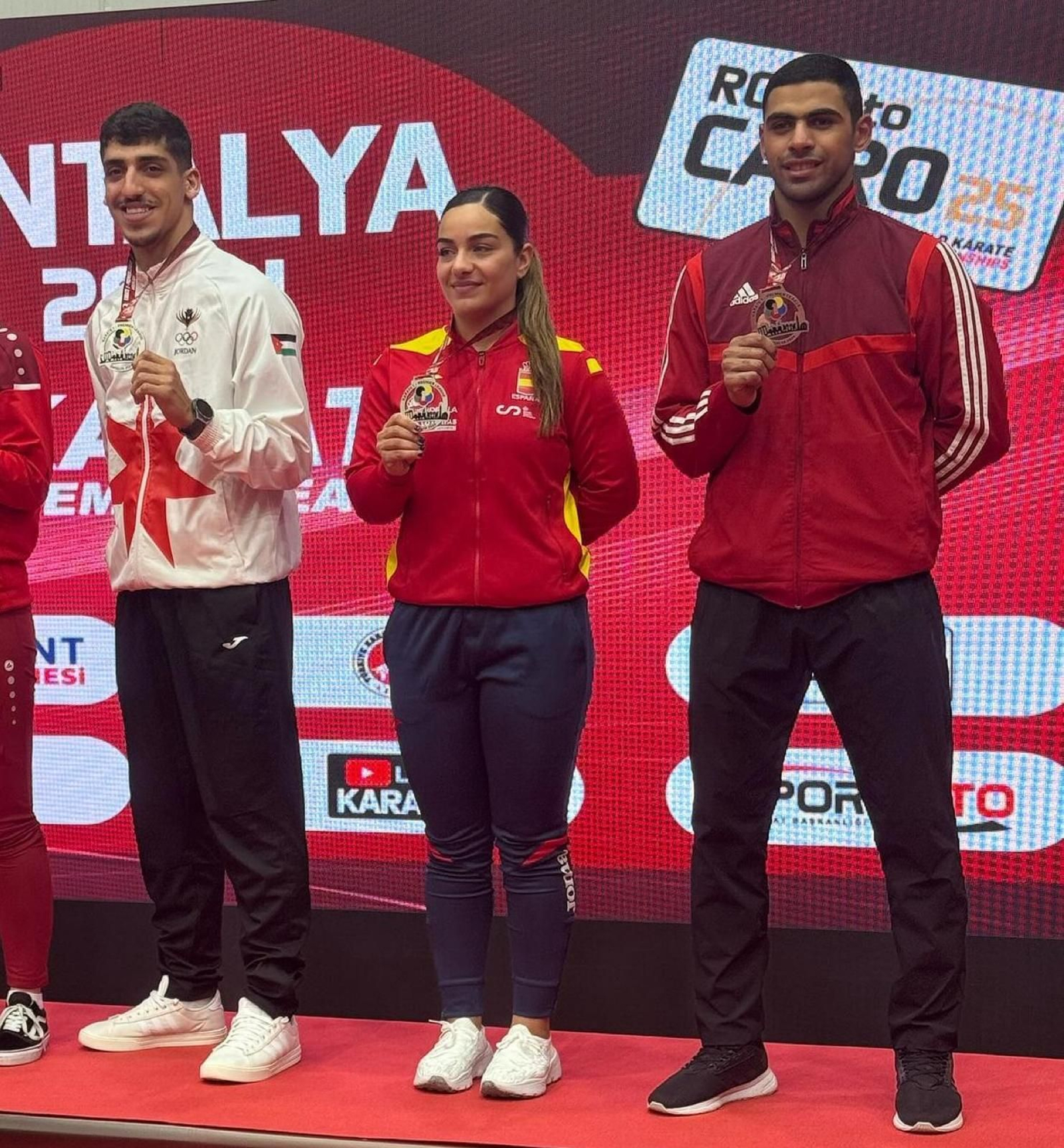 María Torres, plata en la Premier League de Antalya
