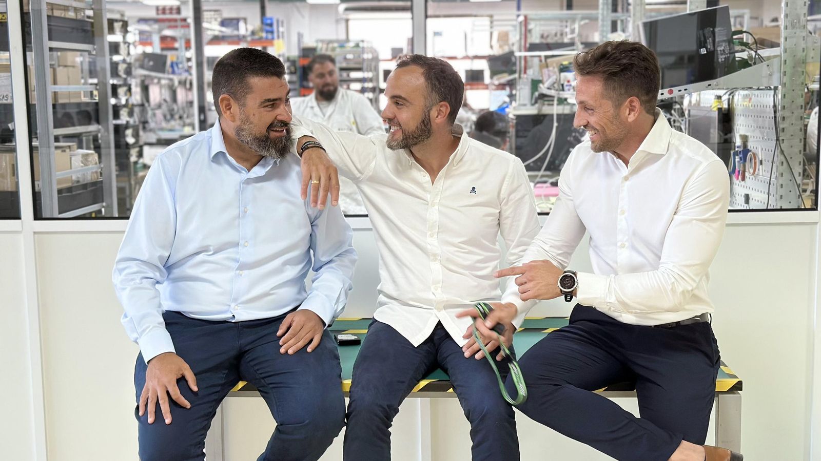Ricardo González y los hermanos Alejandro y José Ángel Costa, fundadores de Éxxita Ricardo González y los hermanos Alejandro y José Ángel Costa, fundadores de Éxxita