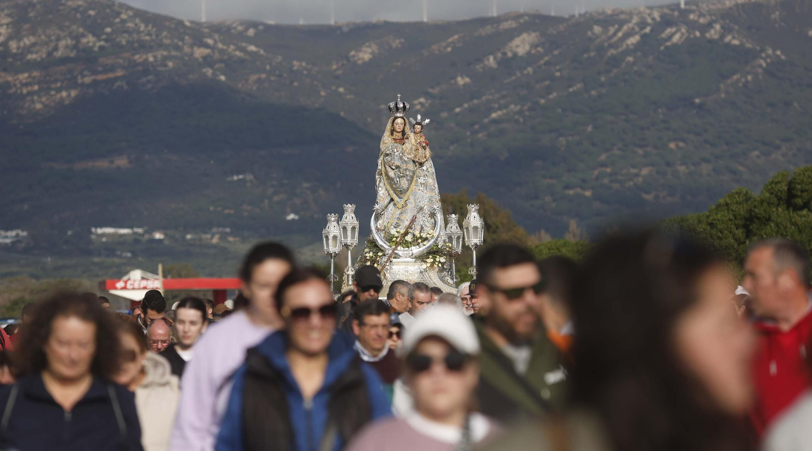 Fotos de la llegada de la Virgen de la Luz a Tarifa por su 275 aniversario como patrona