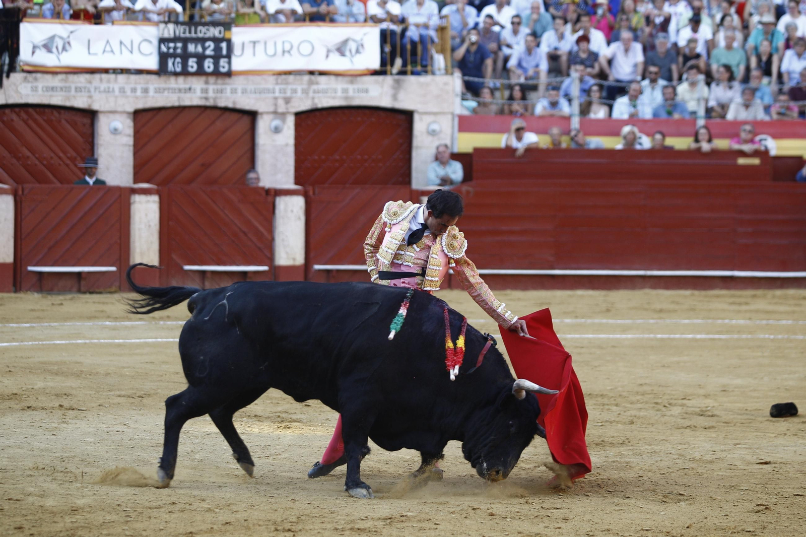 Las mejores imágenes de los toreros Fortes, Juan Ortega y David de Miranda en la Feria de Almería 2025
