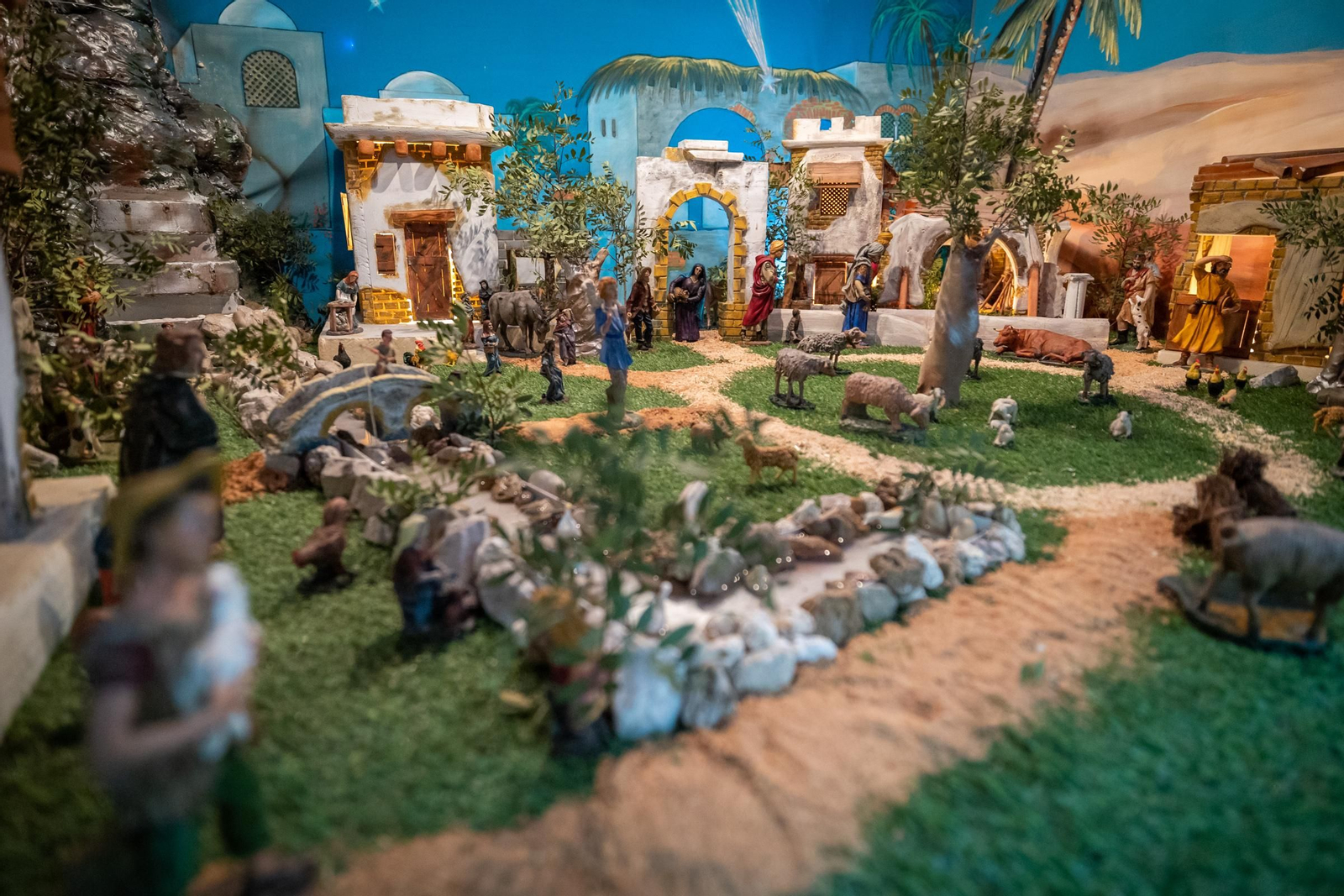 CENTRO DE DIA MAYORES CÁDIZ CALETA  Lugar c/ Zaragoza, 2 Horario: Laborables: 10.00h a 13.00 h. 16.00 ha 18.00 h.