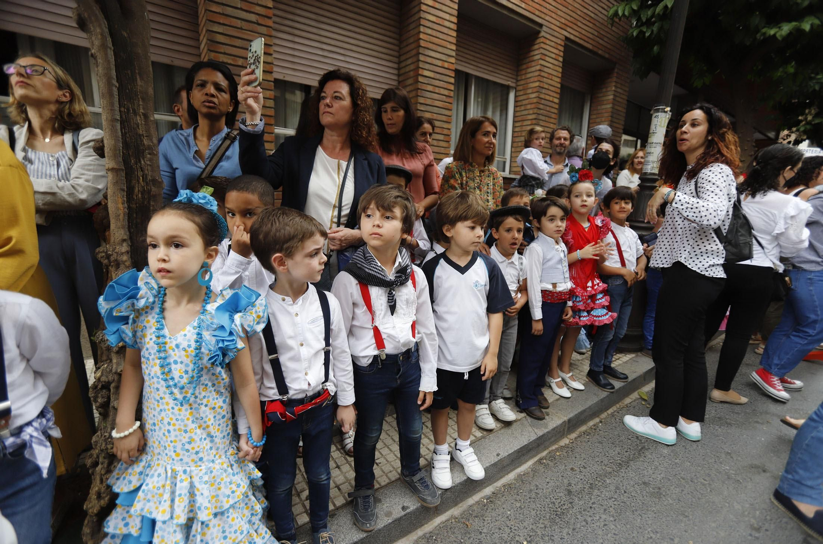 Imágenes de Emigrantes a su paso por el colegio Santo Ángel