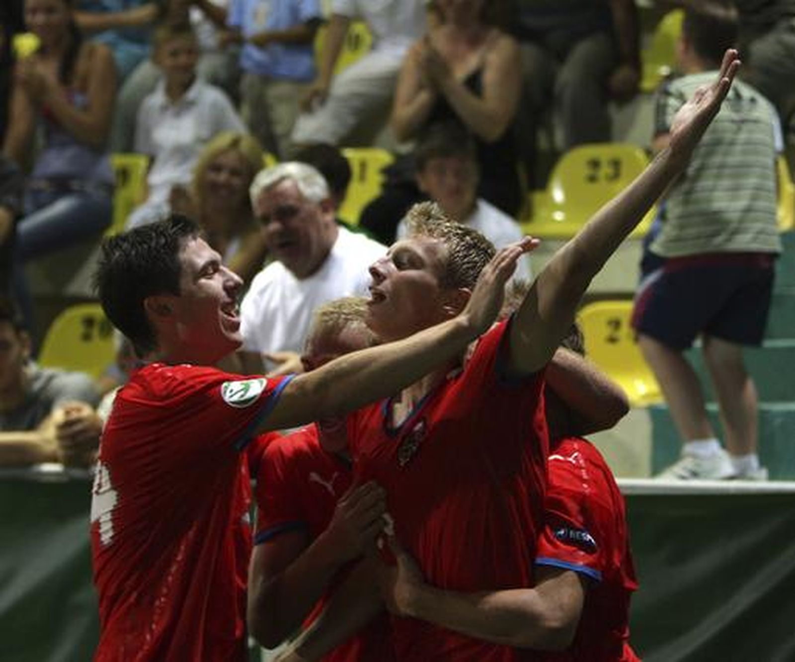 La selección española se proclama campeona de Europa sub'19.

Foto: EFE