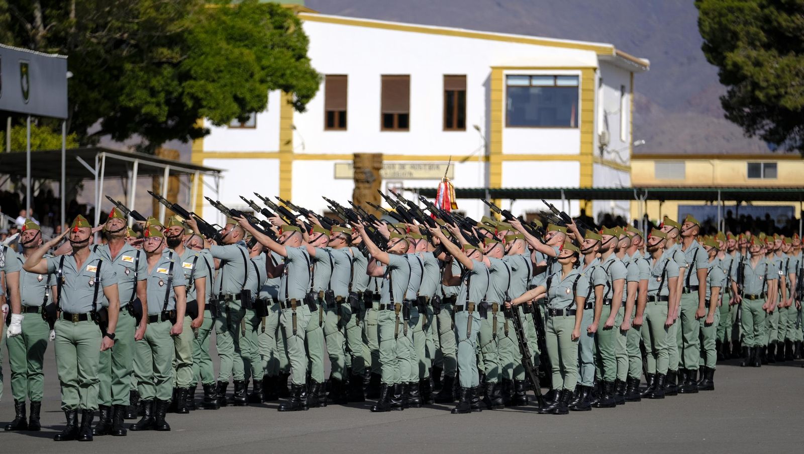 Conmemoración del Combate de Edchera en la Base Álvarez de Sotomayor de La Legión, en imágenes