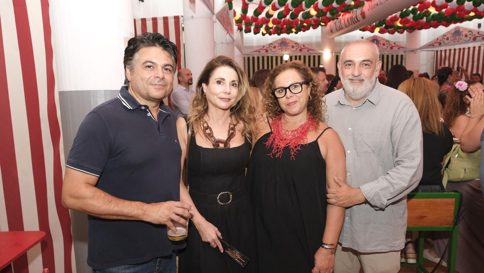 Los almerienses disfrutan del lunes en la Feria del Mediodía