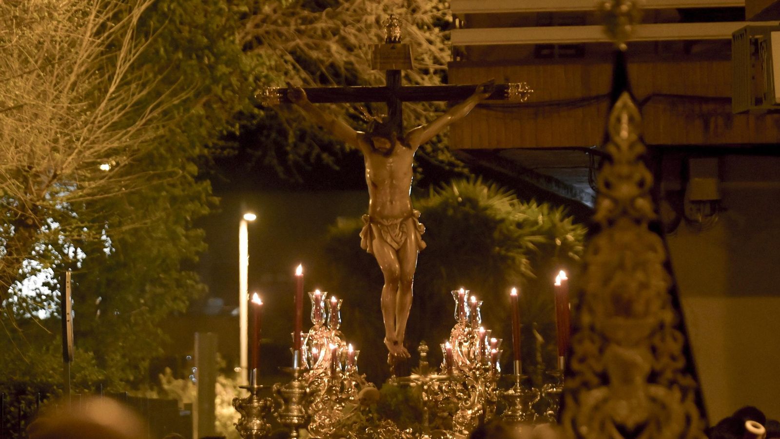 Fotogalería: Vía Crucis Hermandad de la Sagrada Lanzada 2025