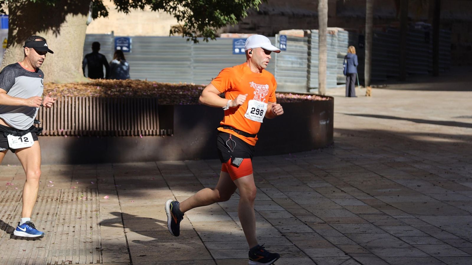 Búscate en las fotos de la Carrera de la Prensa en Málaga