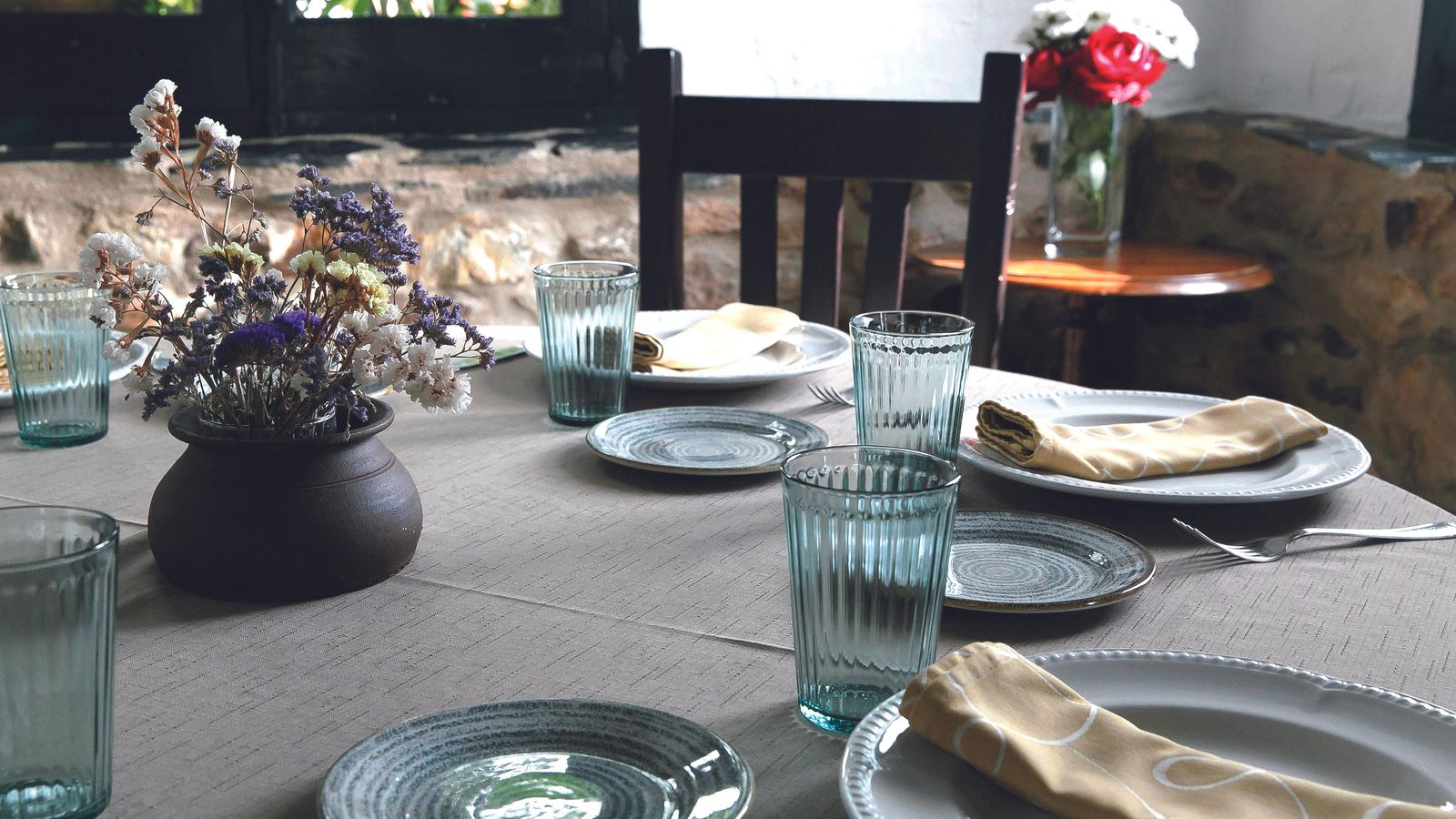 Decoración de una de las mesas