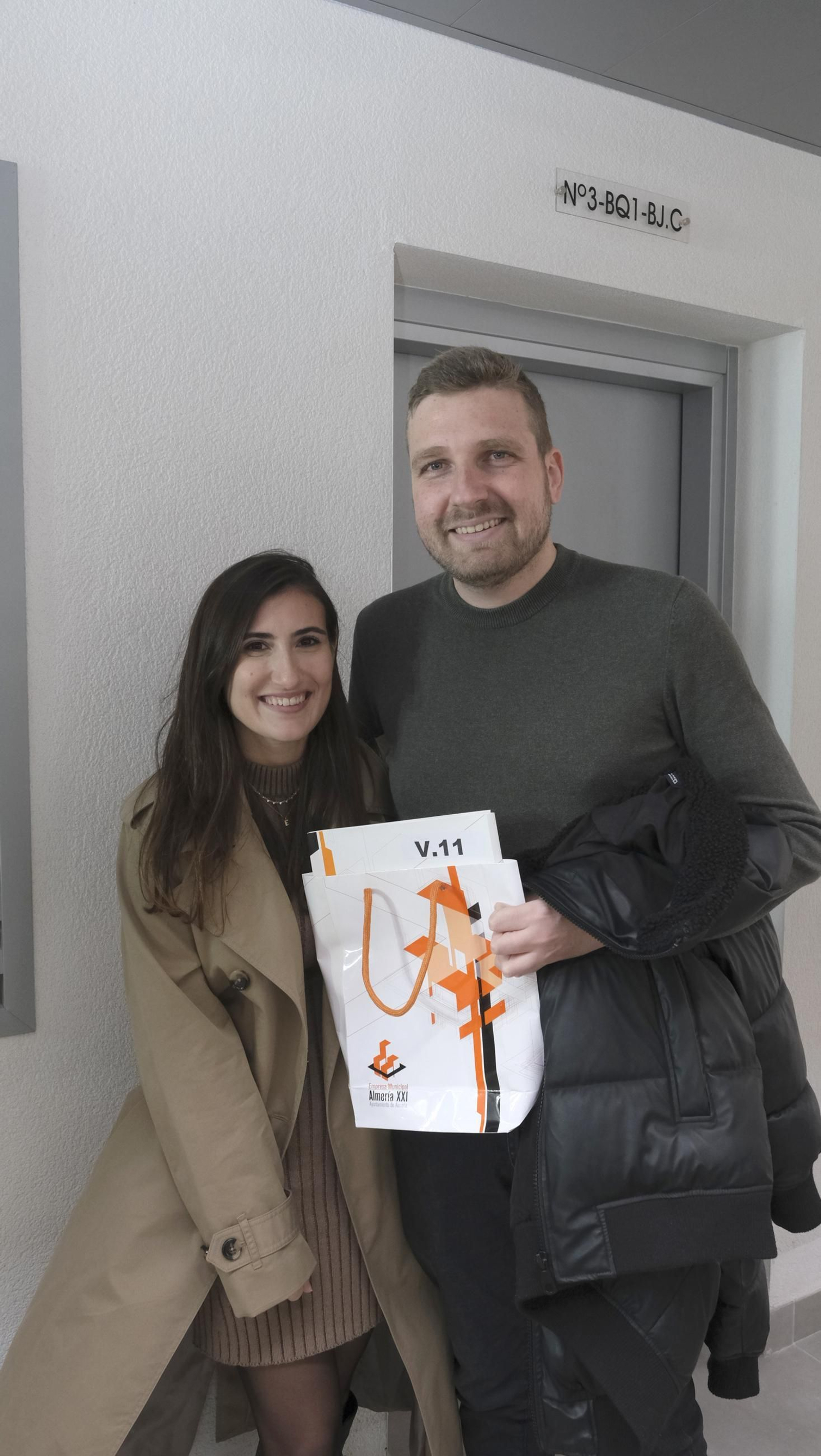 Las imágenes de la entrega de viviendas de VPO en Costacabana