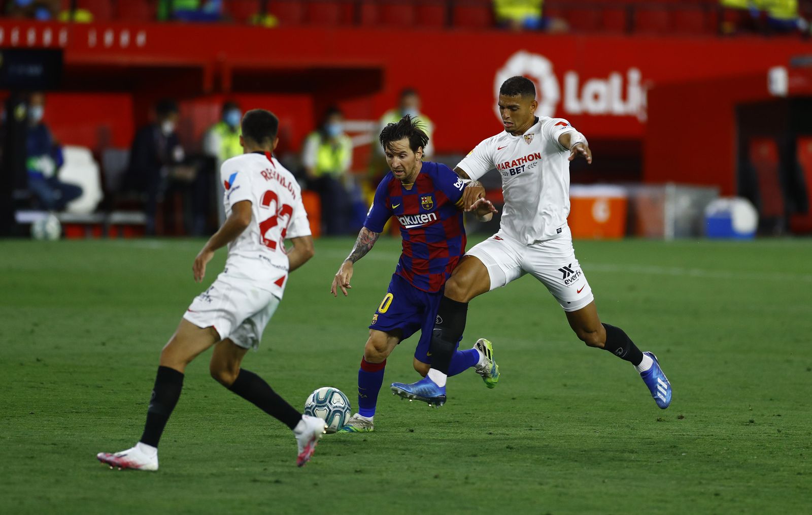 Las imágenes del Sevilla-Barcelona
