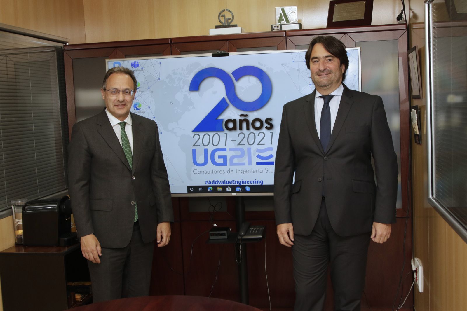 Ozgur Unay Unay y Manuel González Moles, presidente y consejero delegado de UG21, respectivamente.