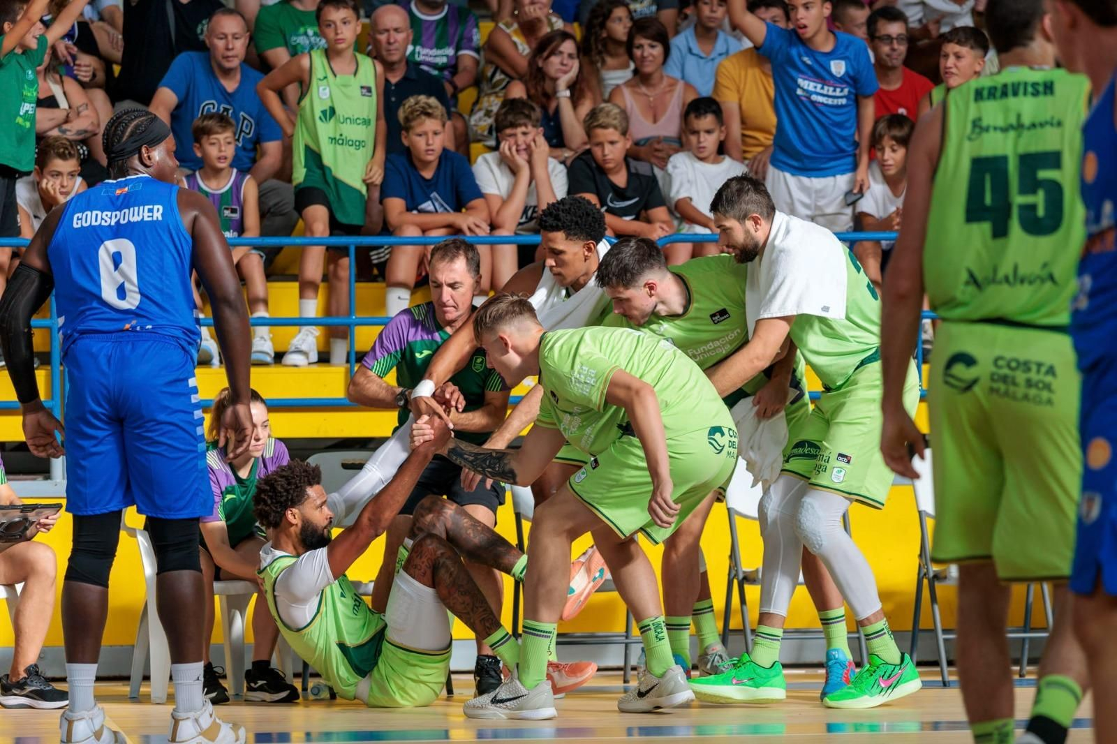 Las fotos del Melilla-Unicaja, II Memorial Javier Imbroda