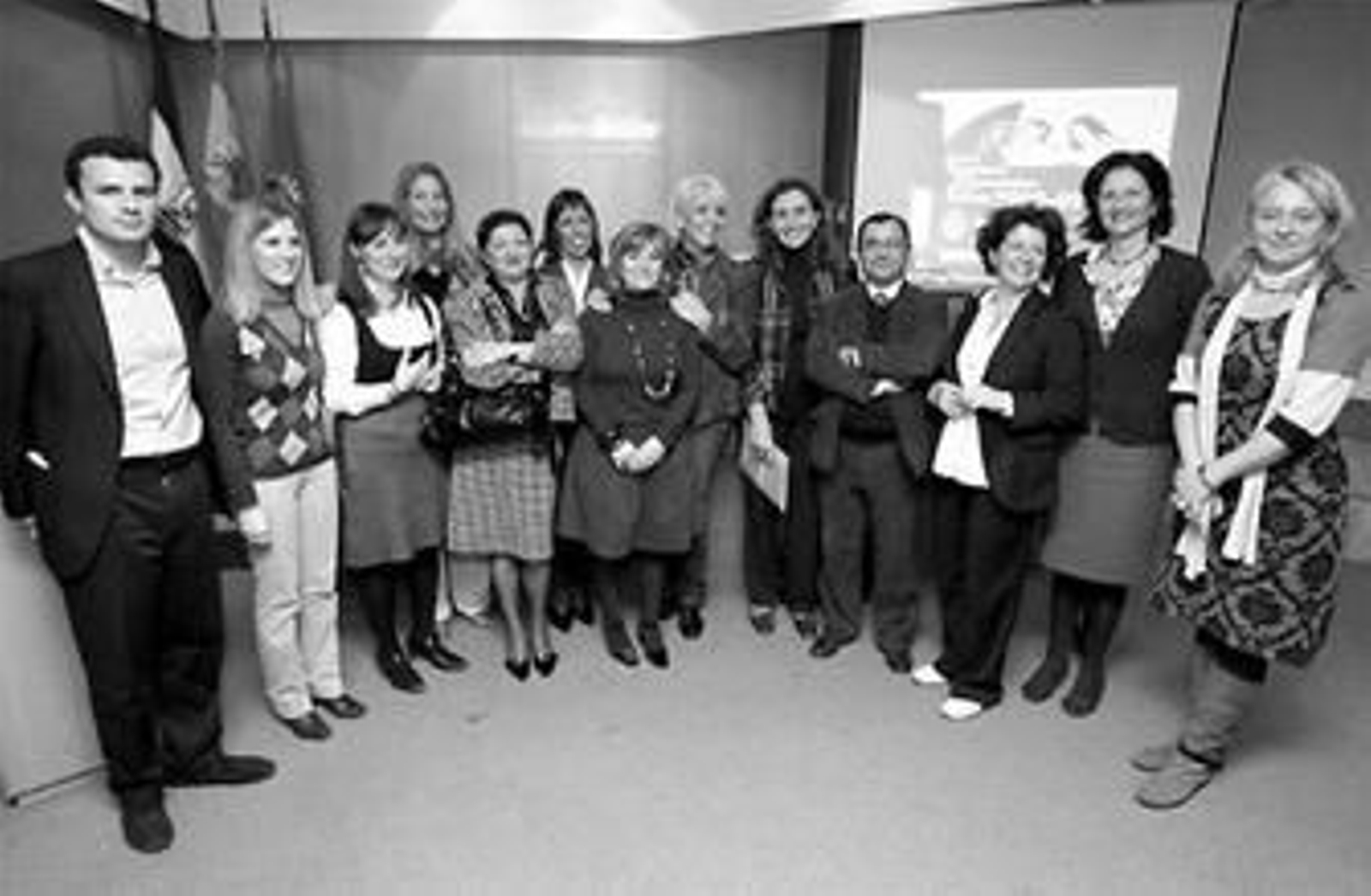 Representantes municipales y de las empresas distinguidas.