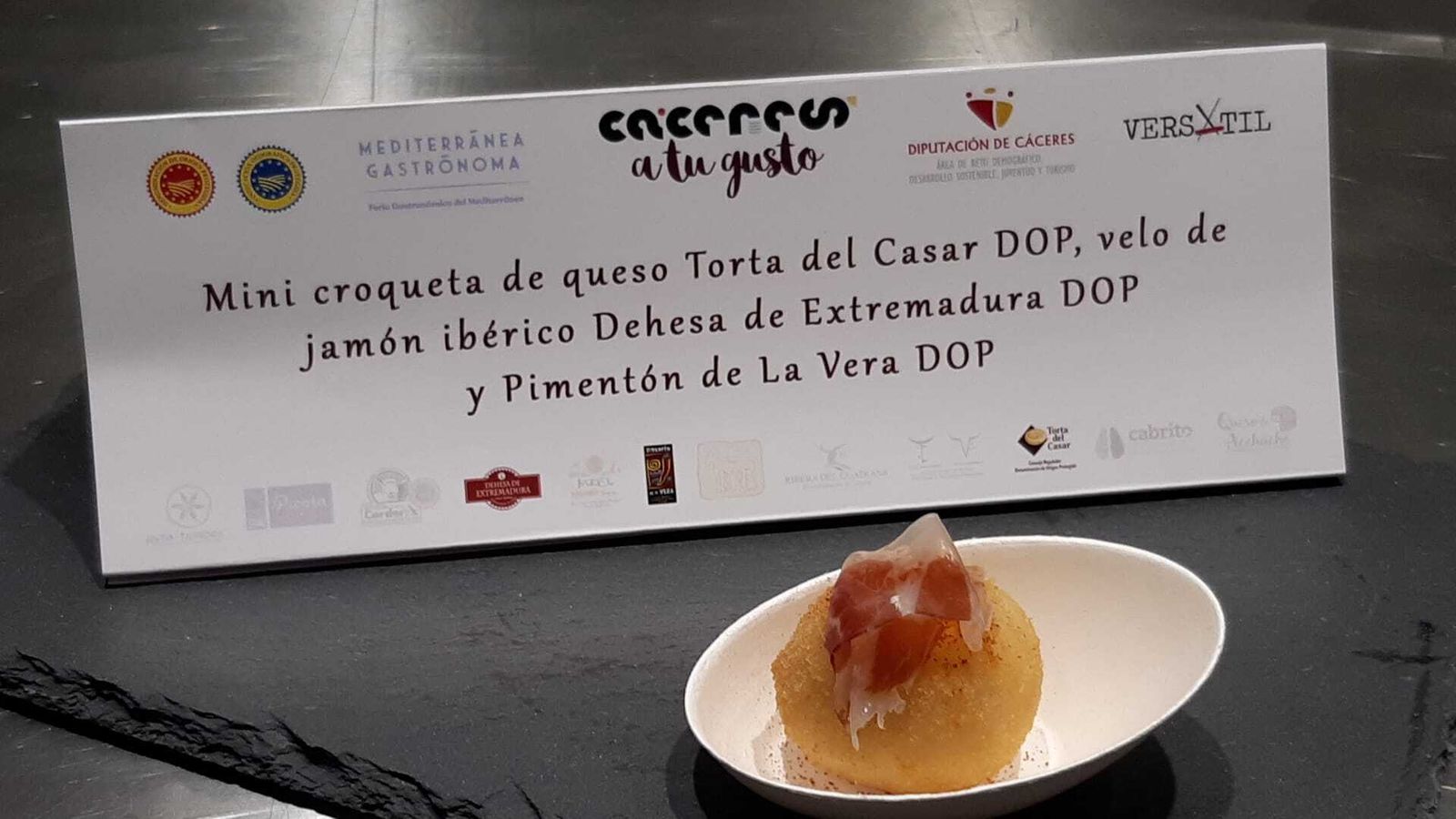 Mini croqueta de queso