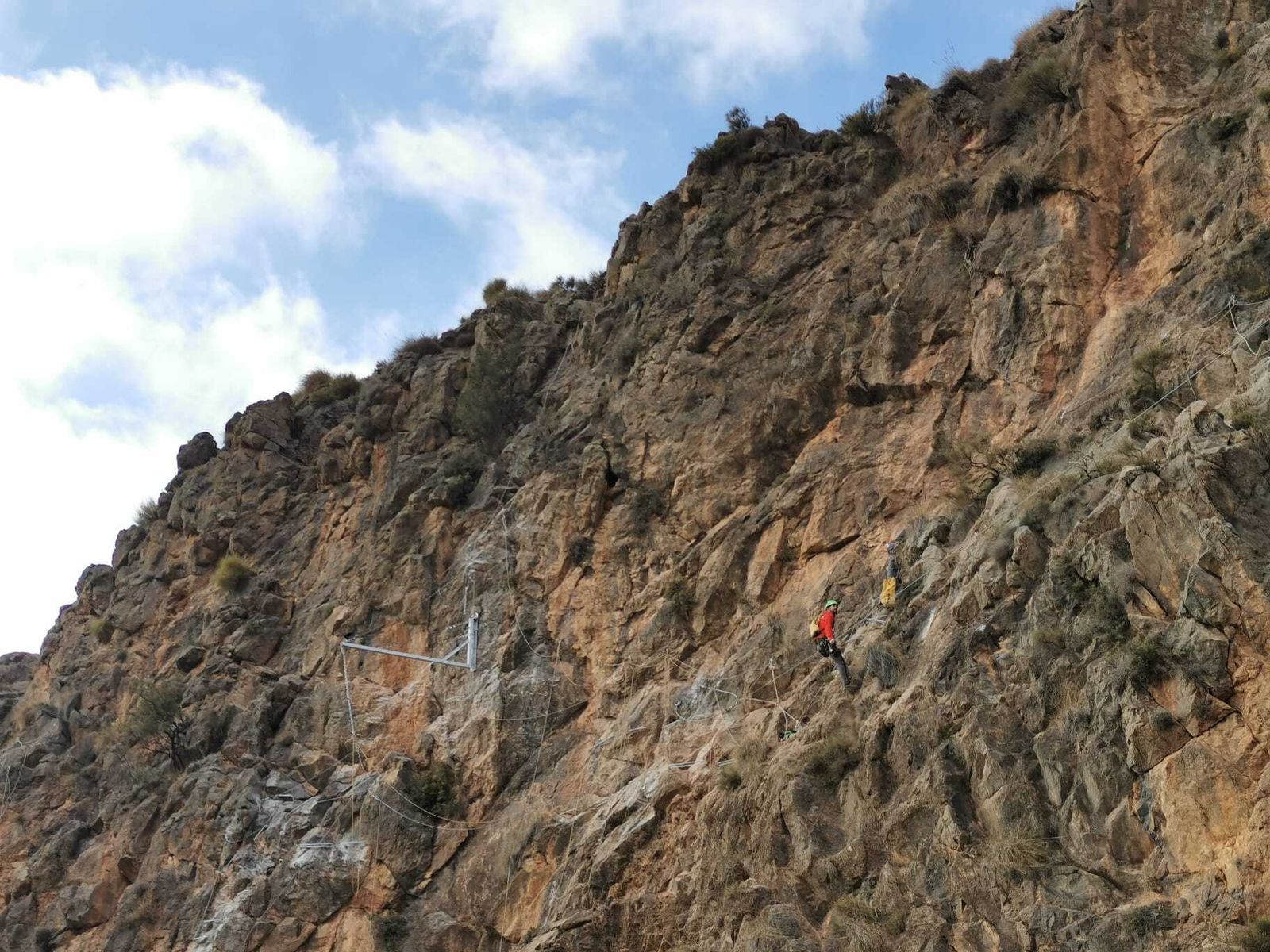 Berja abre en breve la Vía Ferrata de Castala, una explosión de naturaleza y deporte