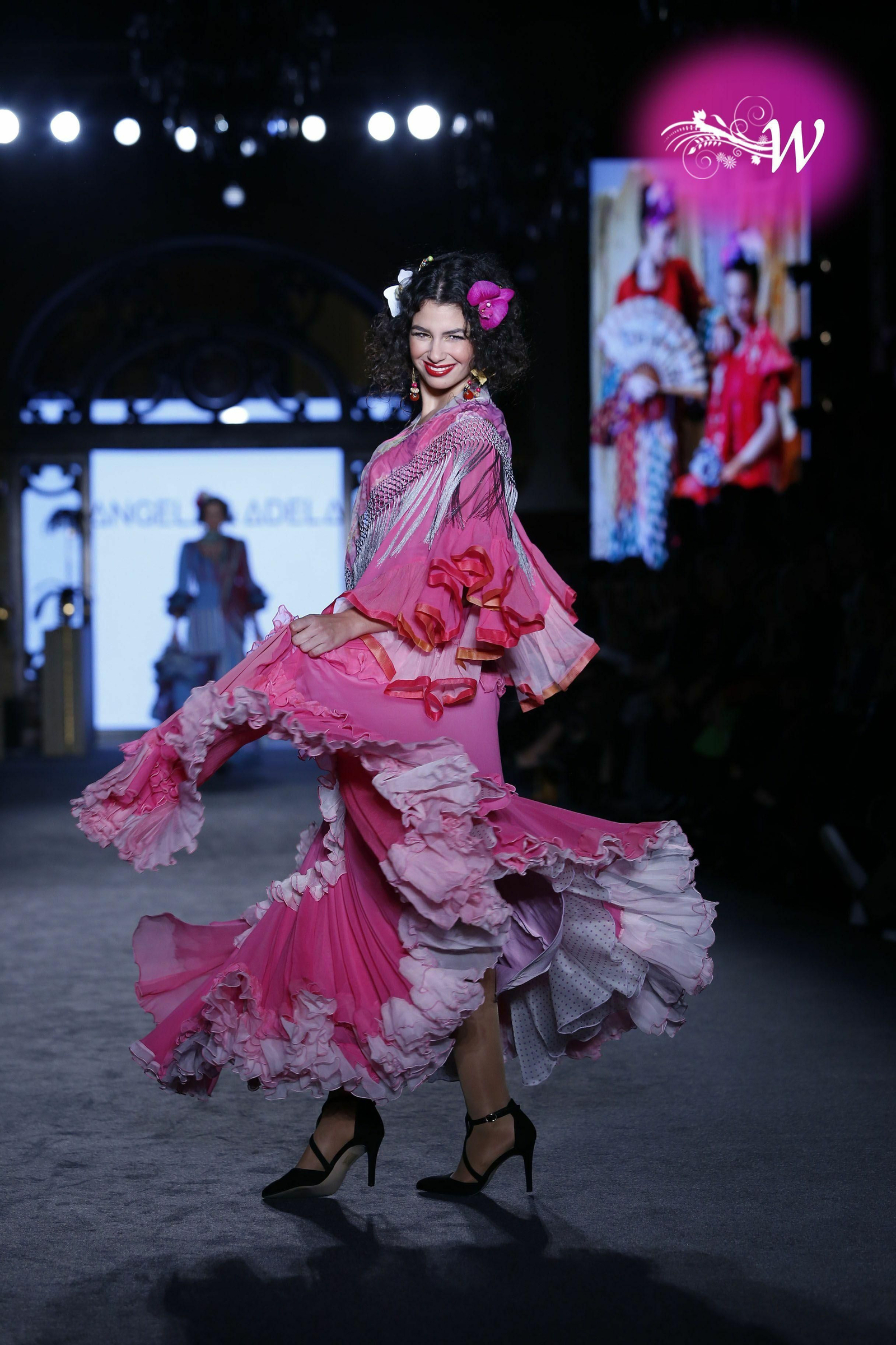 Todas las fotos del desfile de Ángela & Adela en We Love Flamenco 2020