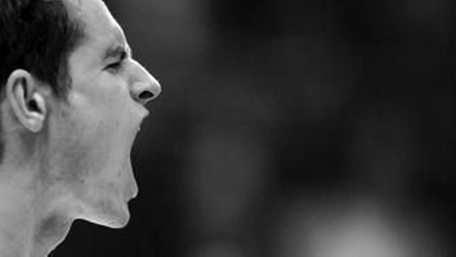 Murray lanza un grito al aire en el momento de certificar su victoria sobre Verdasco.