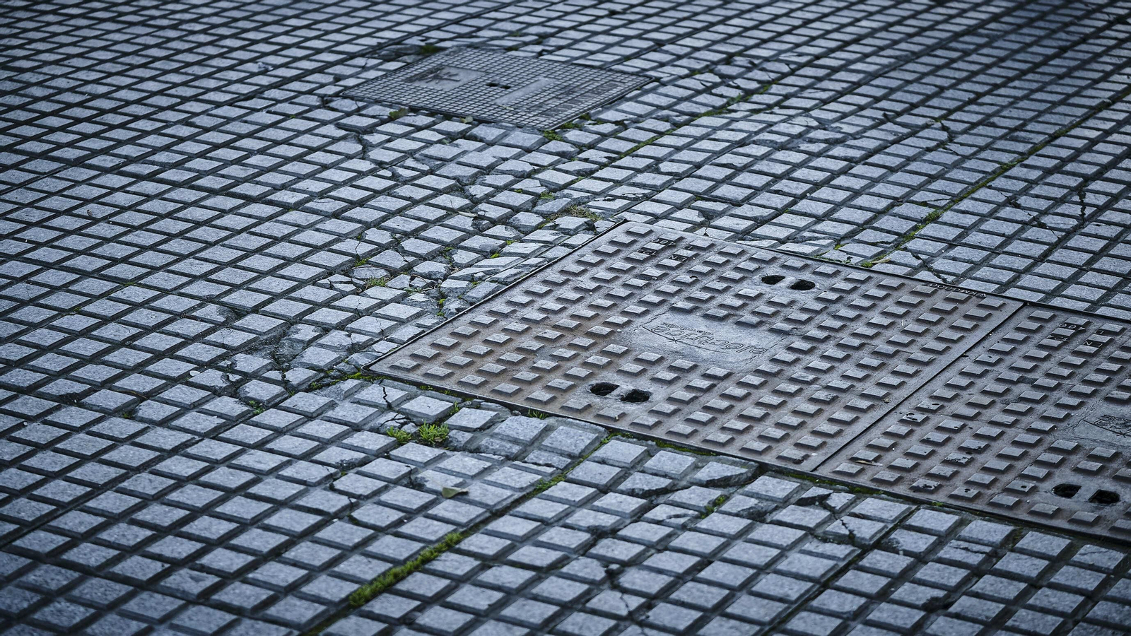Pavimento en plaza San Juan de Dios