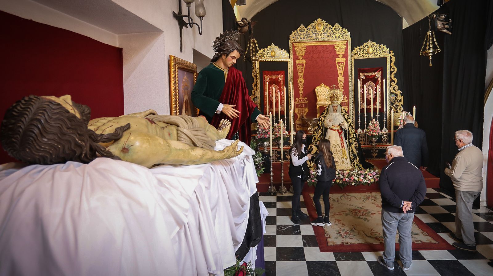 Domingo de grandes devociones en Jerez