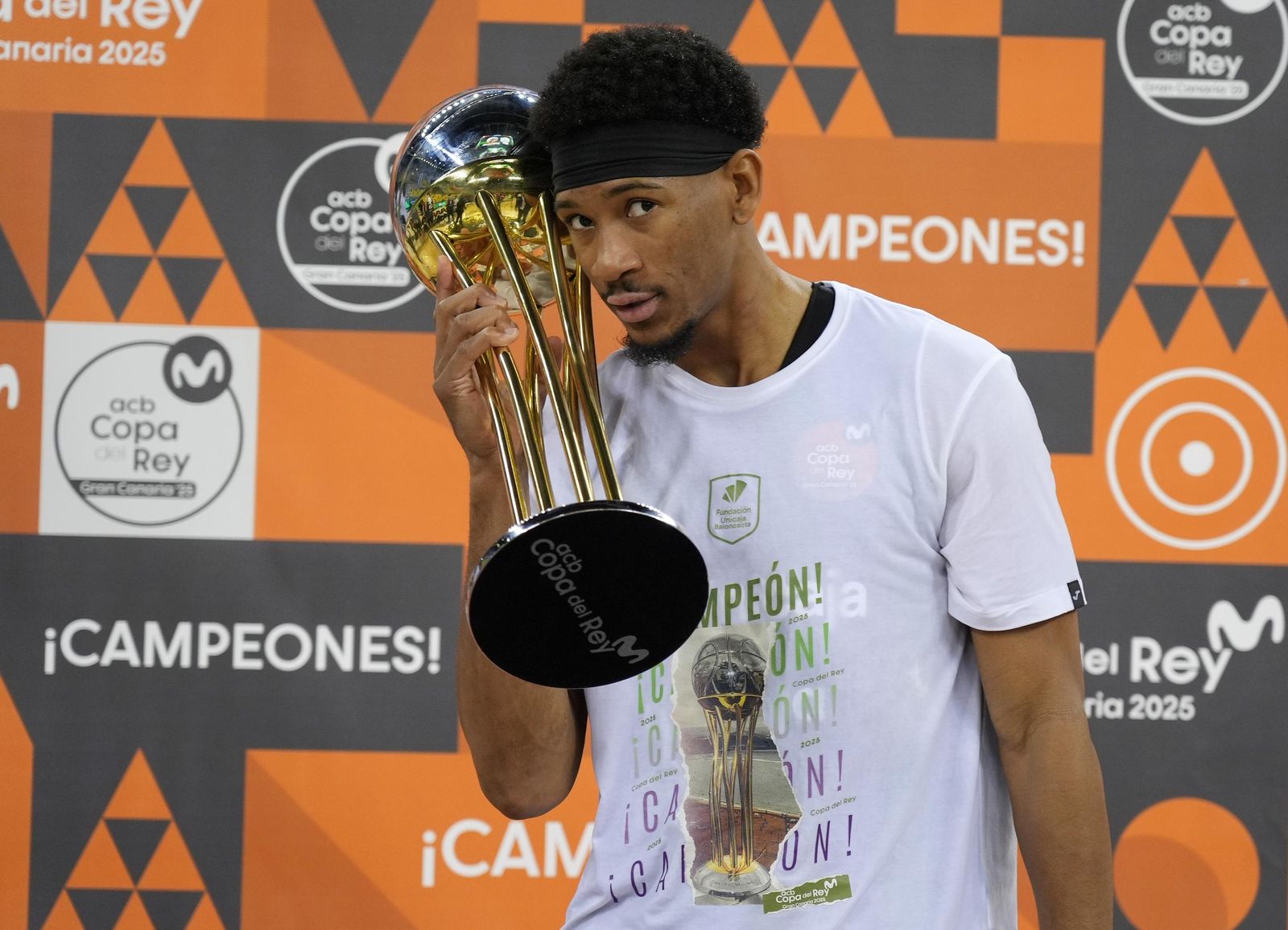 La sesión de fotos oficial del Unicaja campeón