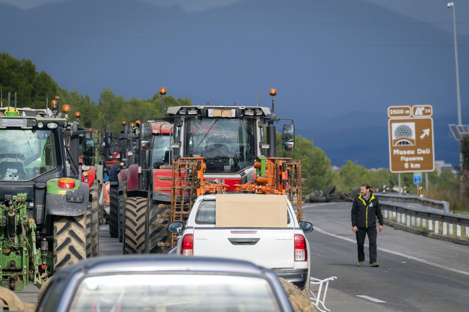 La semana pasada los agricultores catalanes ya cortaron la A-7 en Girona en protesta por el acuerdo