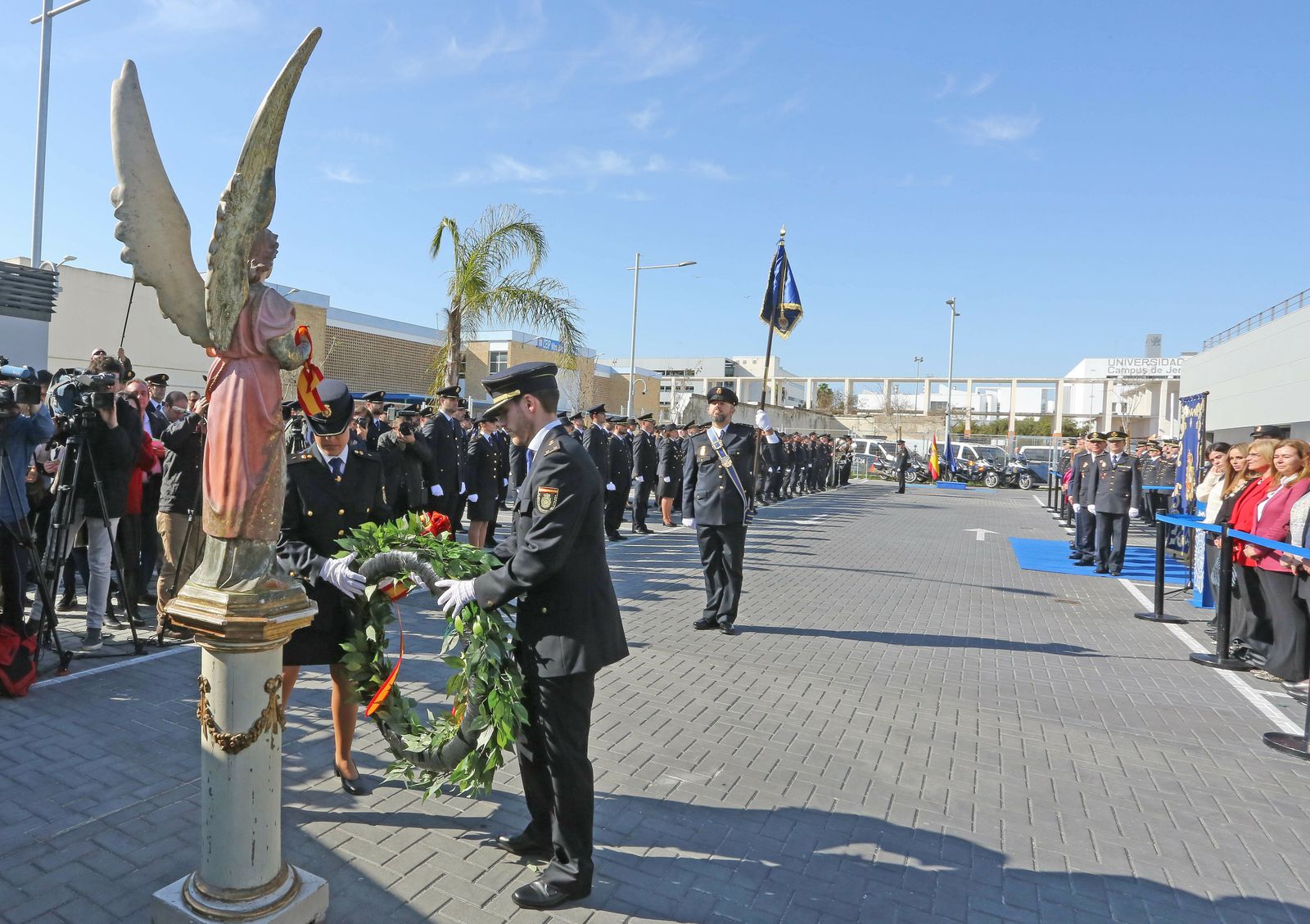 Inaguración de la nueva comisaría por el ministro del Interior Grande- Marlaska