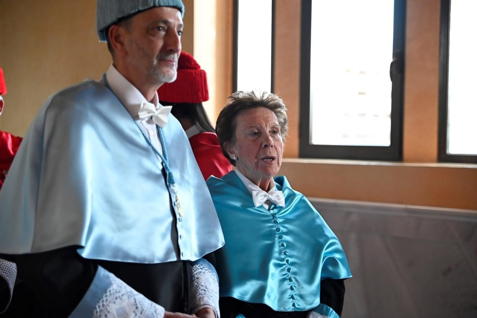 Las fotografías de la investidura de Pilar León-Castro y Rafael Illescas como doctores honoris causa en Córdoba