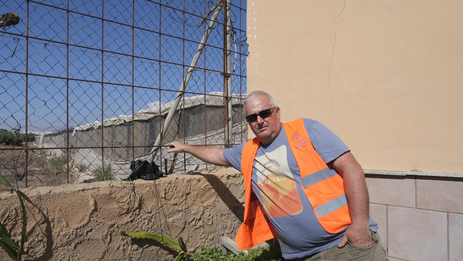 Protestas de los vecinos de los cortijos de La Cañada por la falta de iluminación