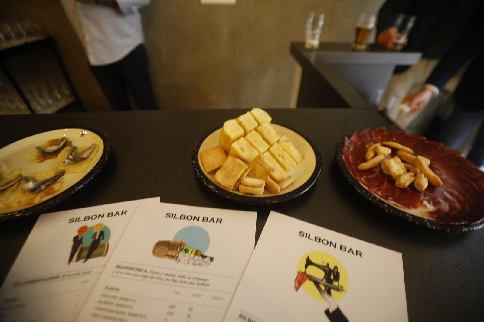 La inauguración del Bar Silbon en Córdoba, en imágenes