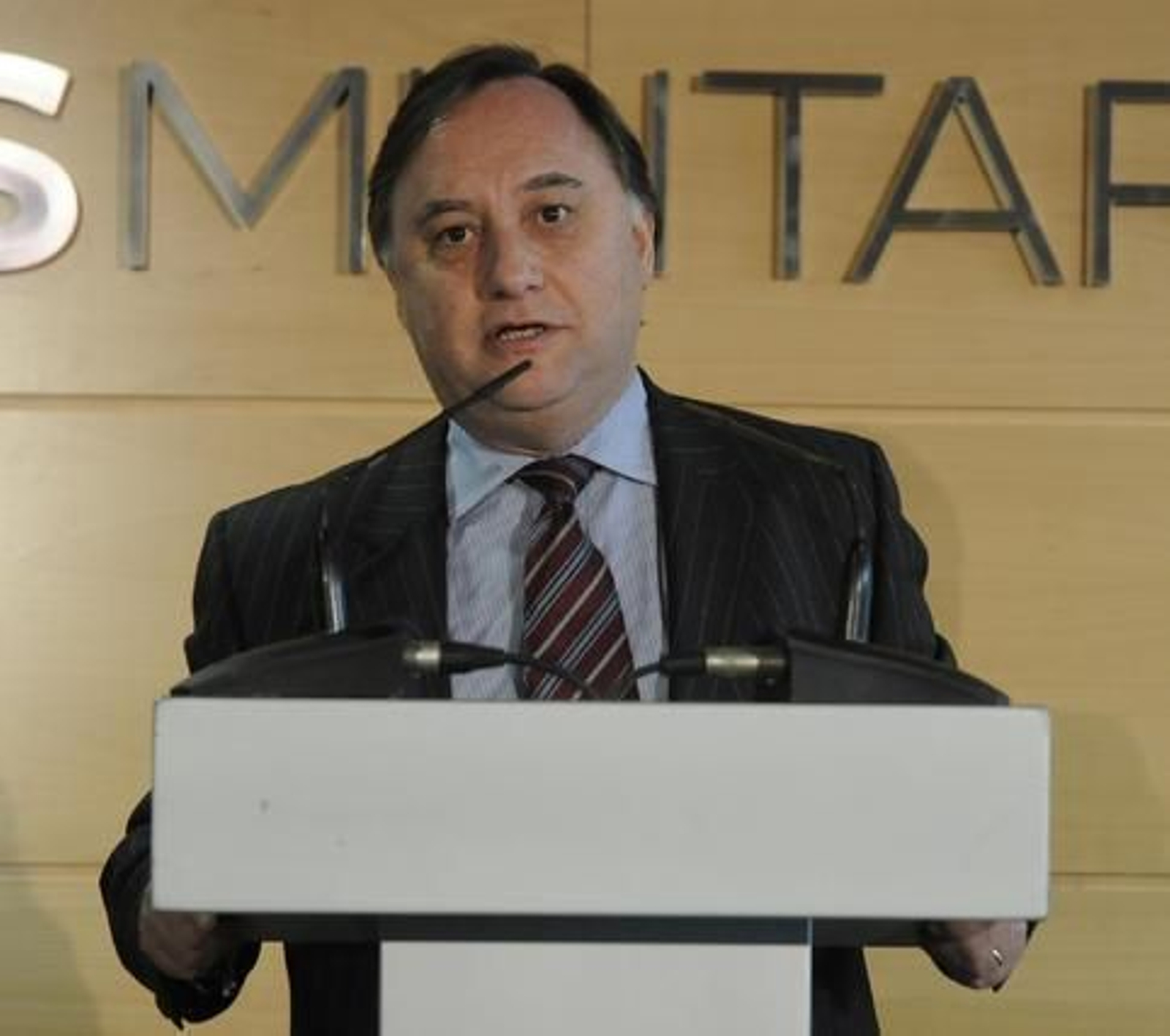 Richard Thomson en la inauguración del centro de pilotos de Airbus Military.

Foto: Juan Carlos Vázquez