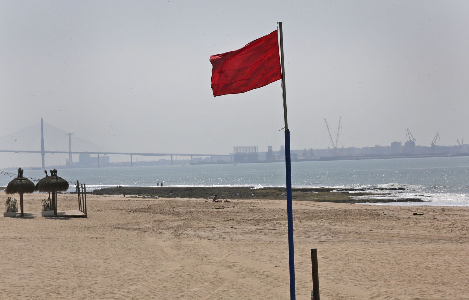 Imágenes del estado de alarma en cadiz - día 2