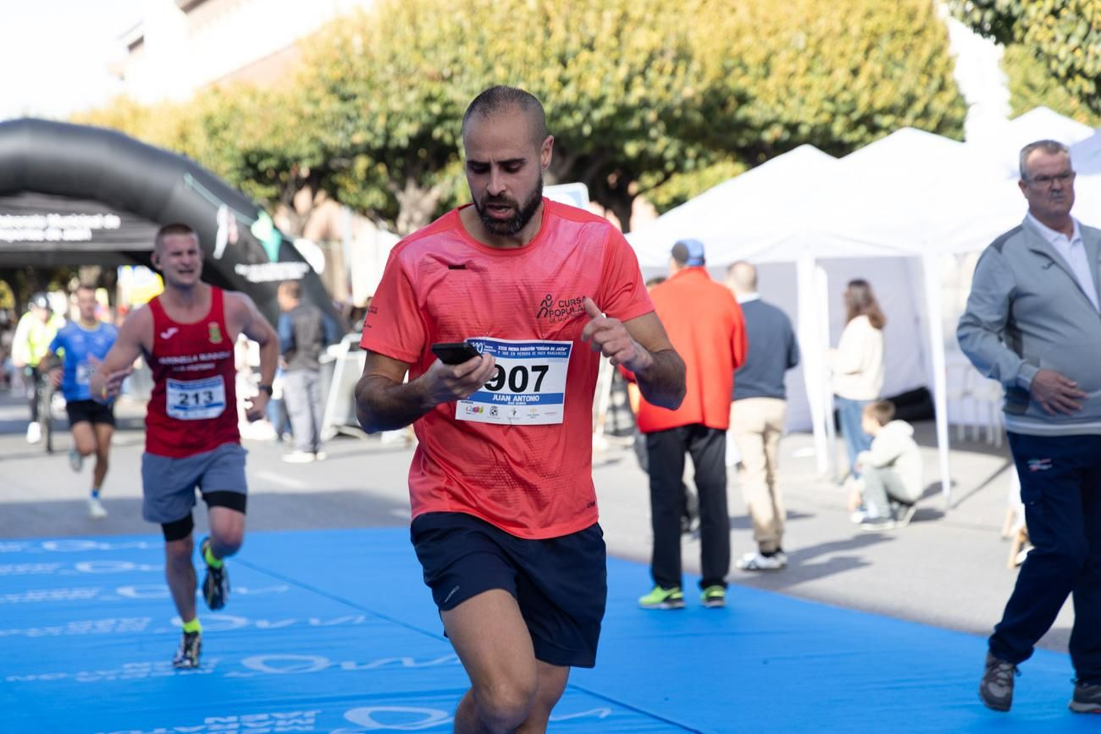 En imágenes: multitudinaria e histórica XXIX Media Maratón 'Ciudad de Jaén' y 10k en memoria de Paco Manzaneda (2)