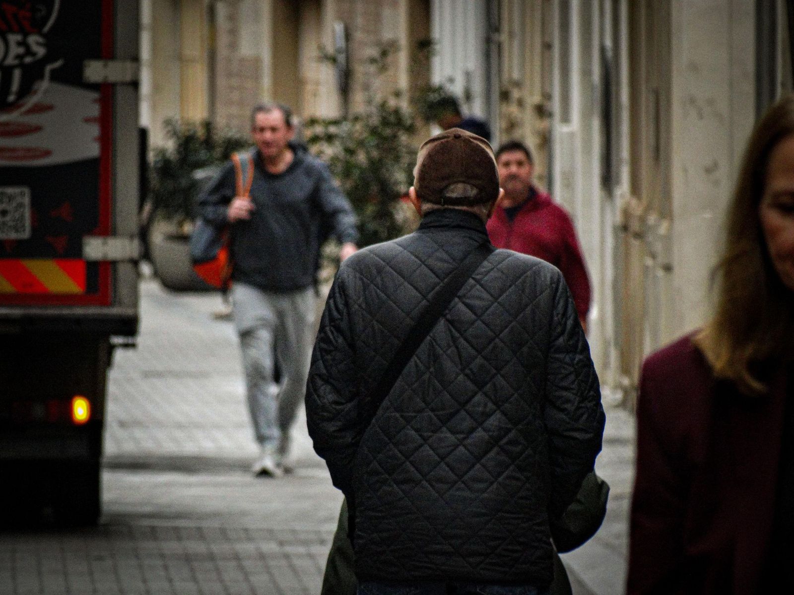 Fotos de ambiente durante la mañana en las calles del centro
