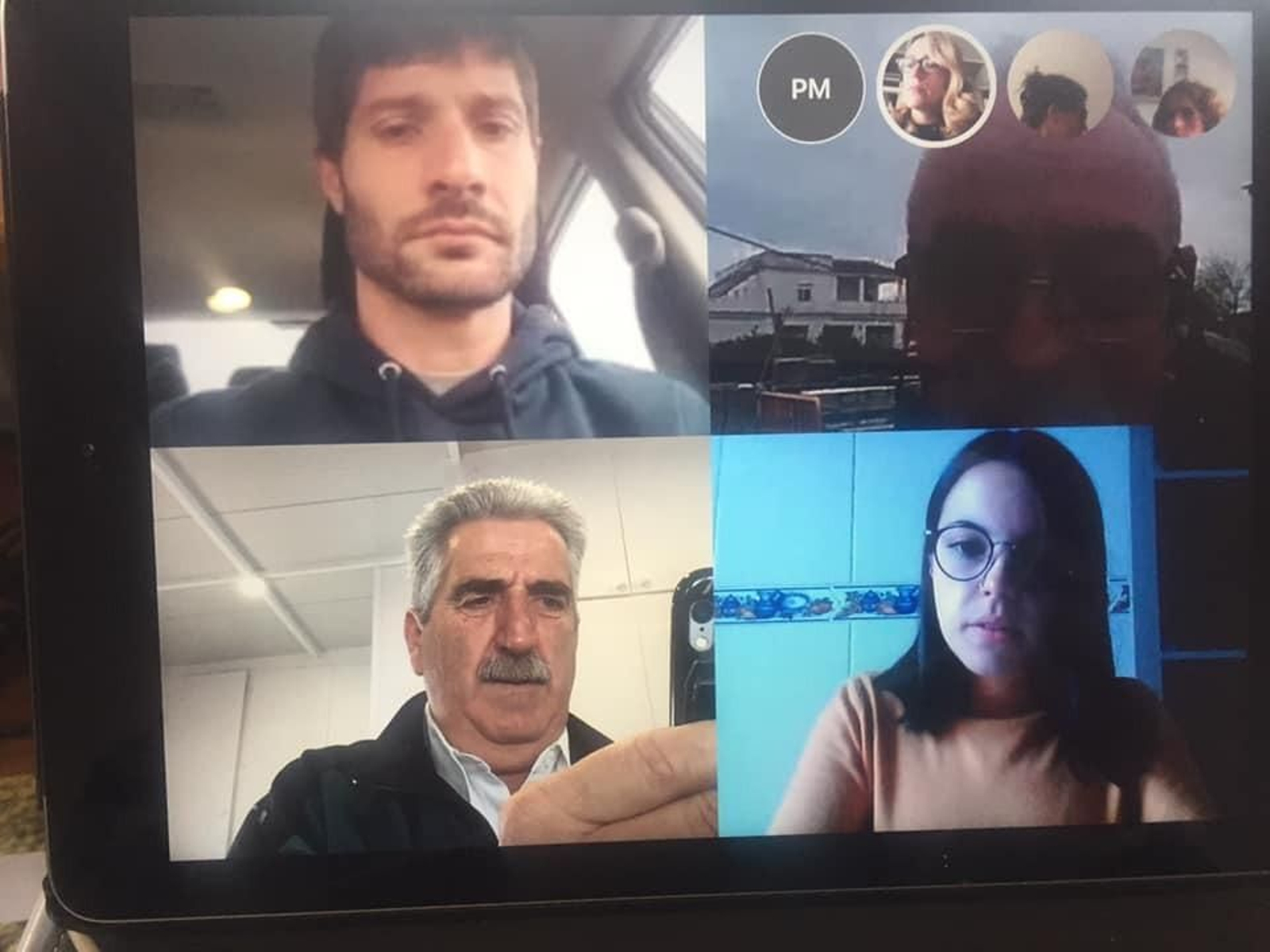 Reunión del Gobierno municipal de Chipiona por videoconferencia.