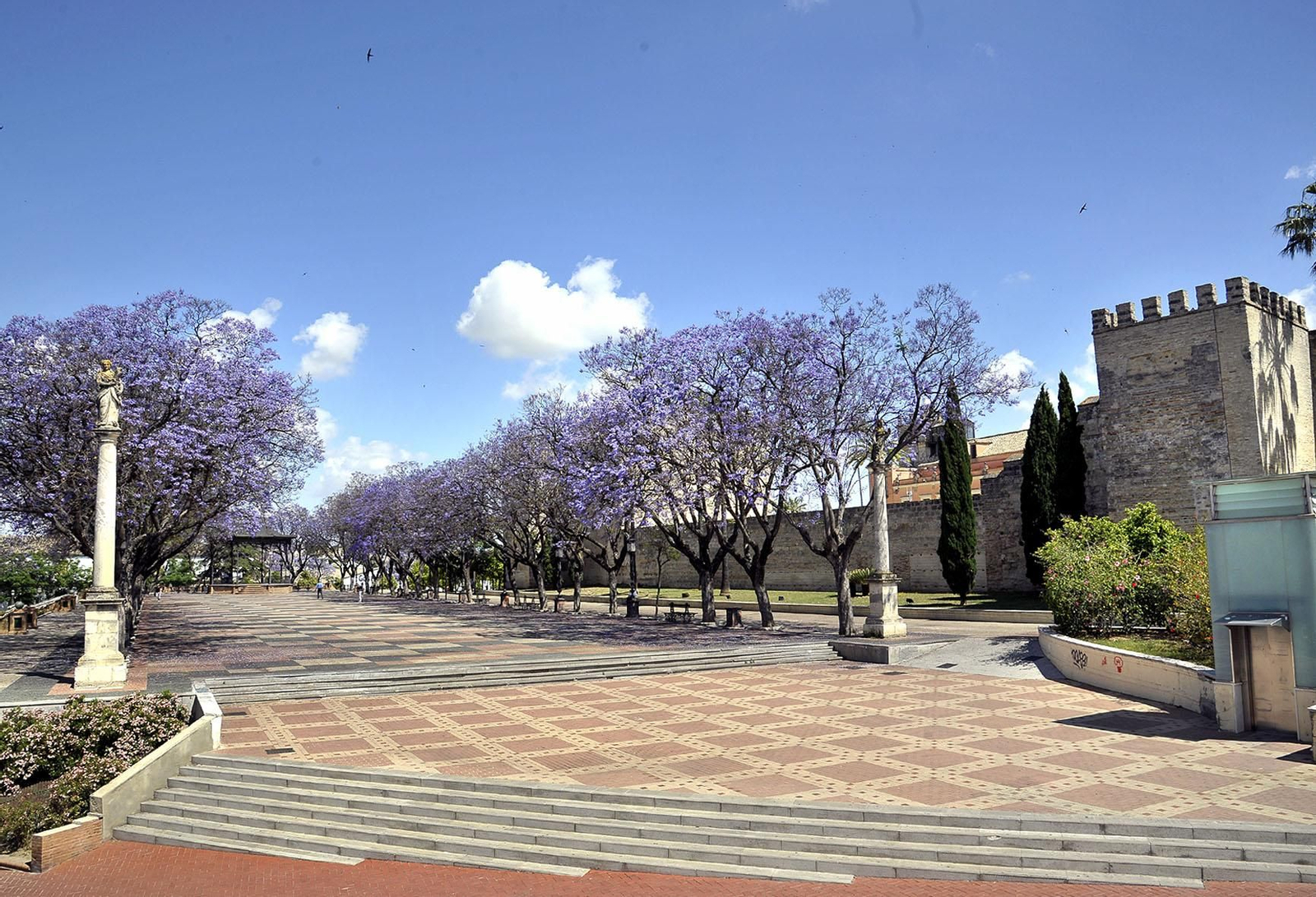 Zonas y monumentos clave del centro que debes conocer si vas a visitar Jerez durante el fin de semana de las motos