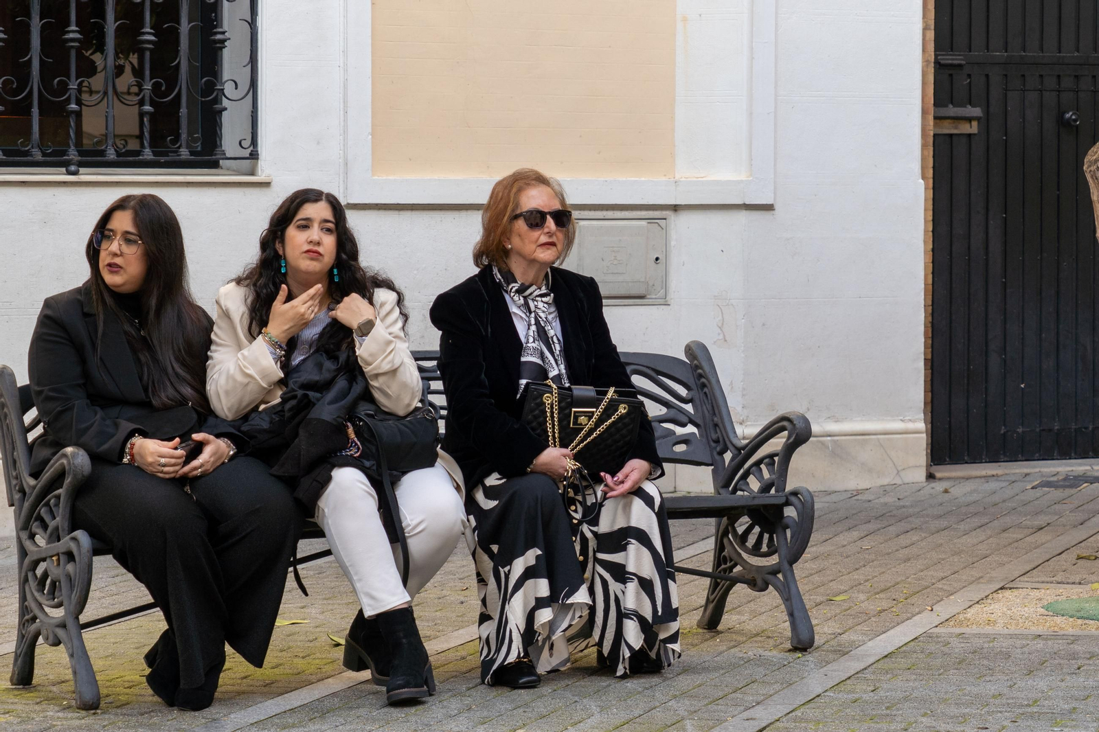 Imágenes del ambiente en el Pregón de la Semana Santa de Huelva 2025