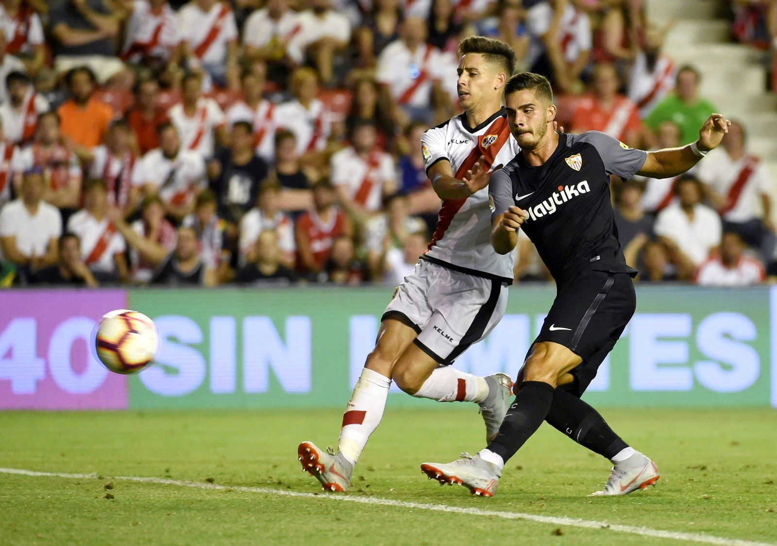 El Rayo-Sevilla, en imágenes