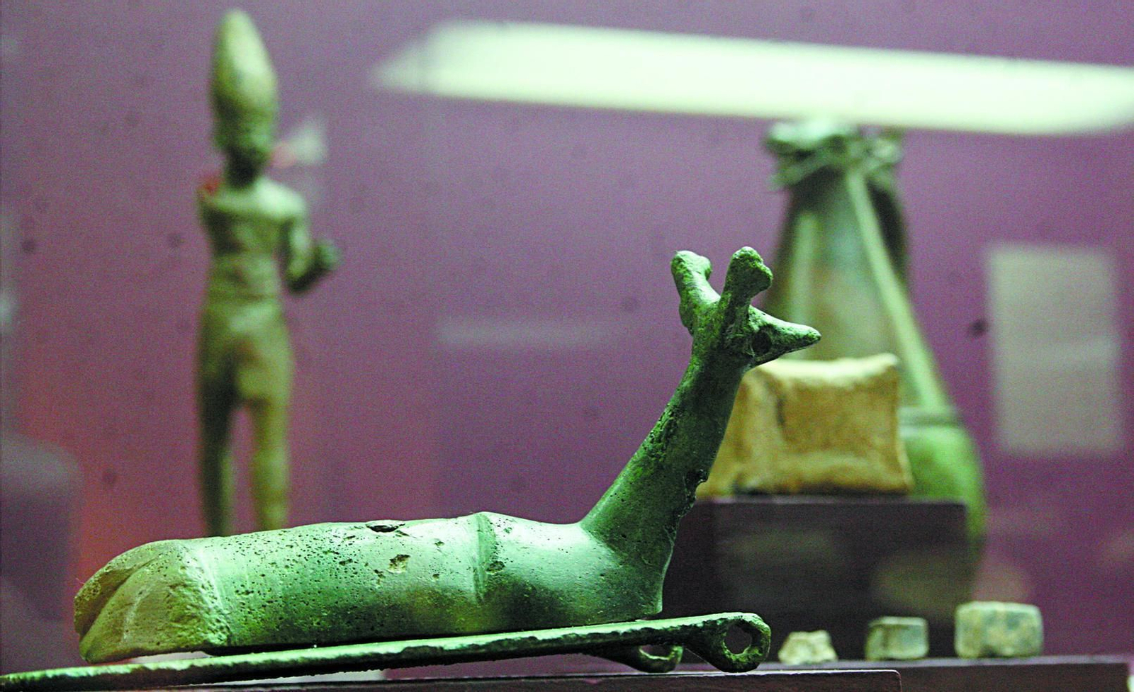 Restos arqueológicos tartésicos expuestos en el museo de Huelva.