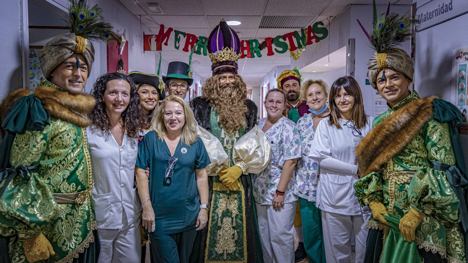 Las imágenes de SS.MM. los Reyes Magos en Cádiz: Visitas y cabalgata