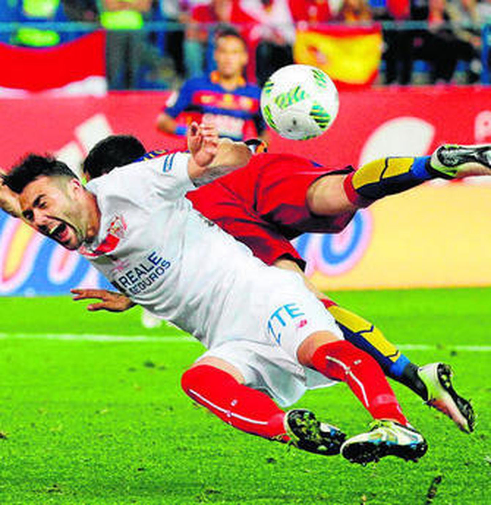 Un lance de la final de la Copa del Rey ofrecida por Telecinco el domingo.