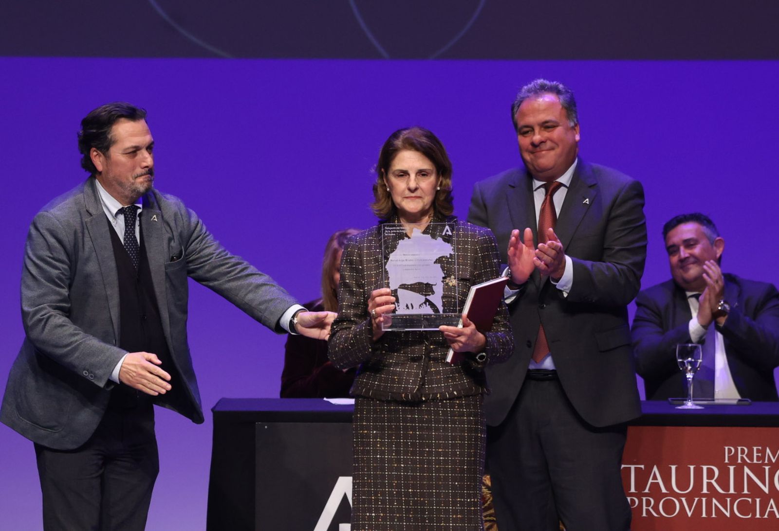 Fotografías de la entrega de los Premios Taurinos Provinciales