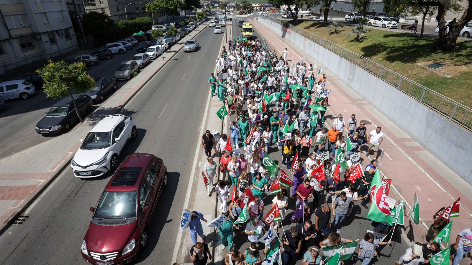Imágenes de la manifestación en jerez por una Sanidad Pública y de Calidad