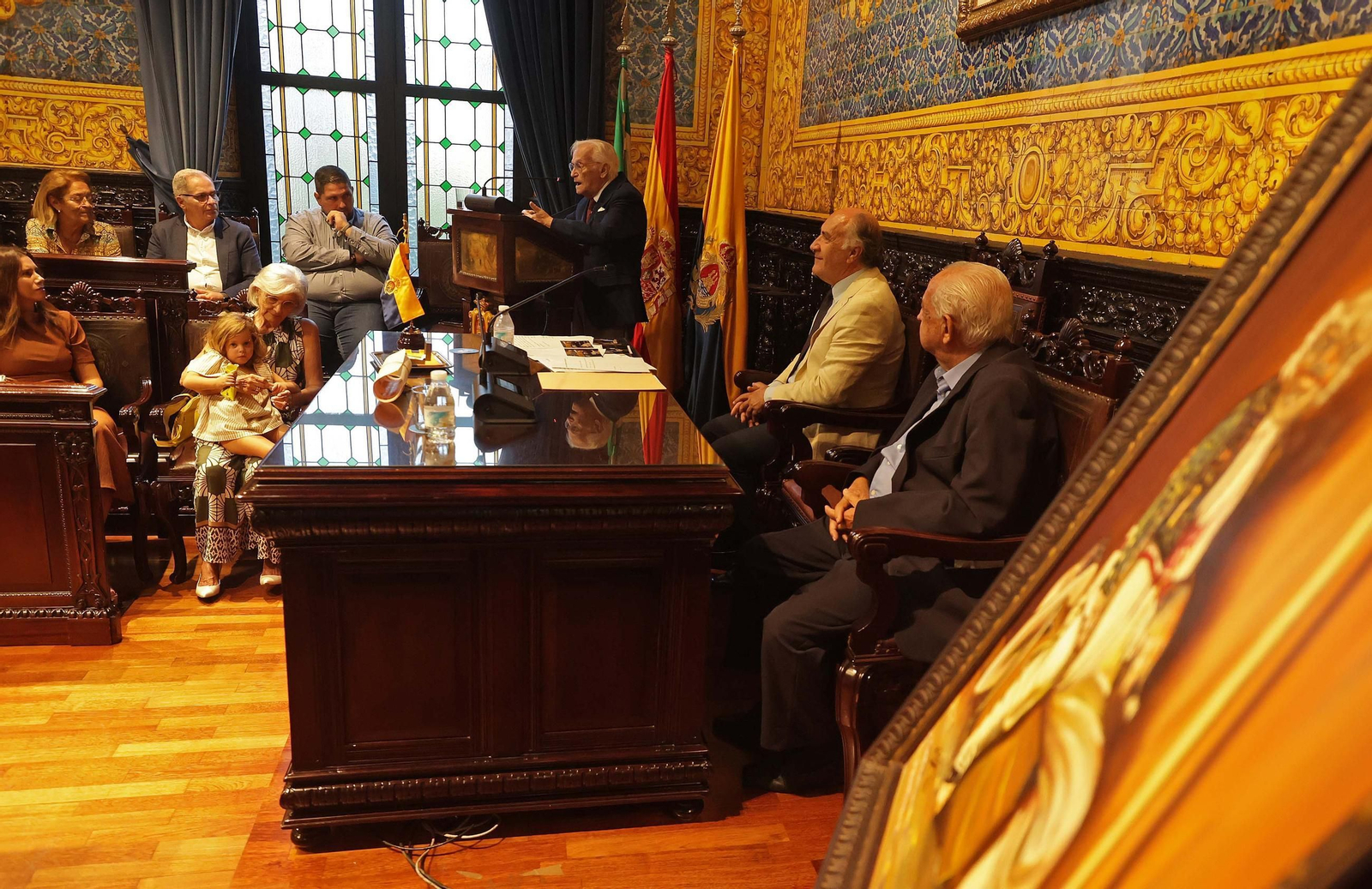 Fotos del acto de reconocimiento a Crescencio Torés en el Ayuntamiento de Algeciras
